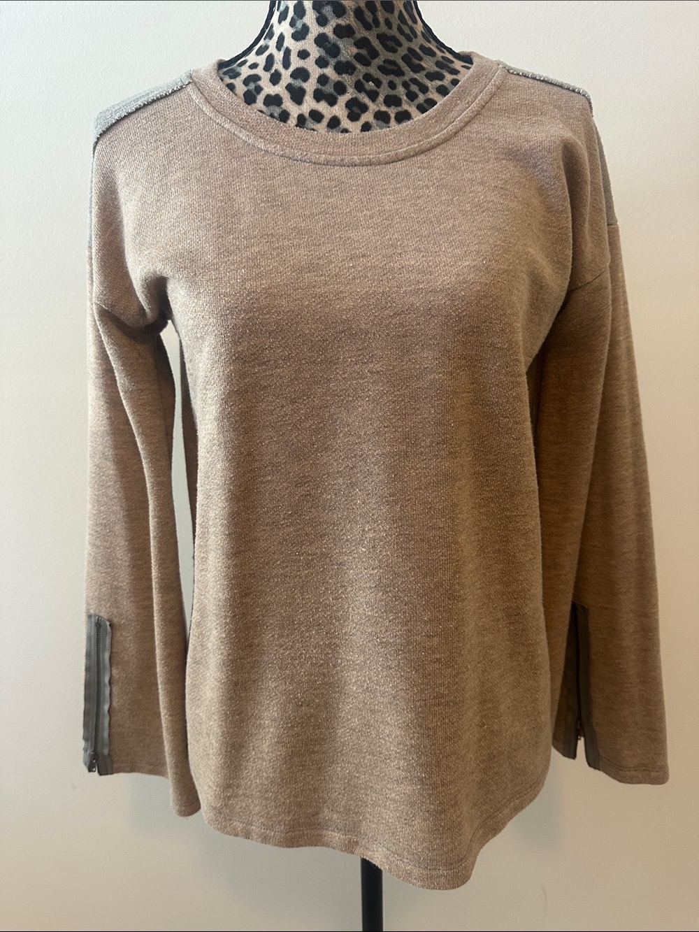 Mystree lightweight sweatshirt